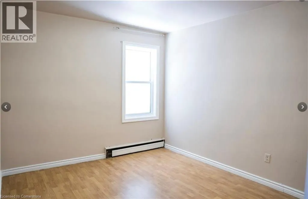 250 HIGHLAND Road W