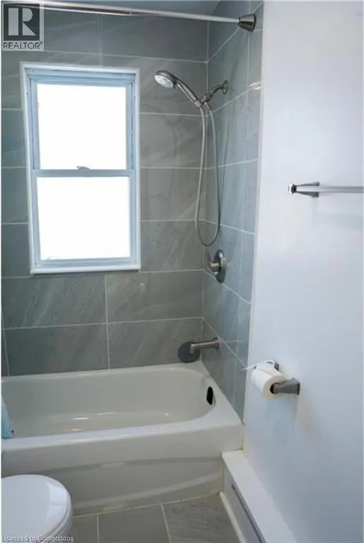 250 HIGHLAND Road W