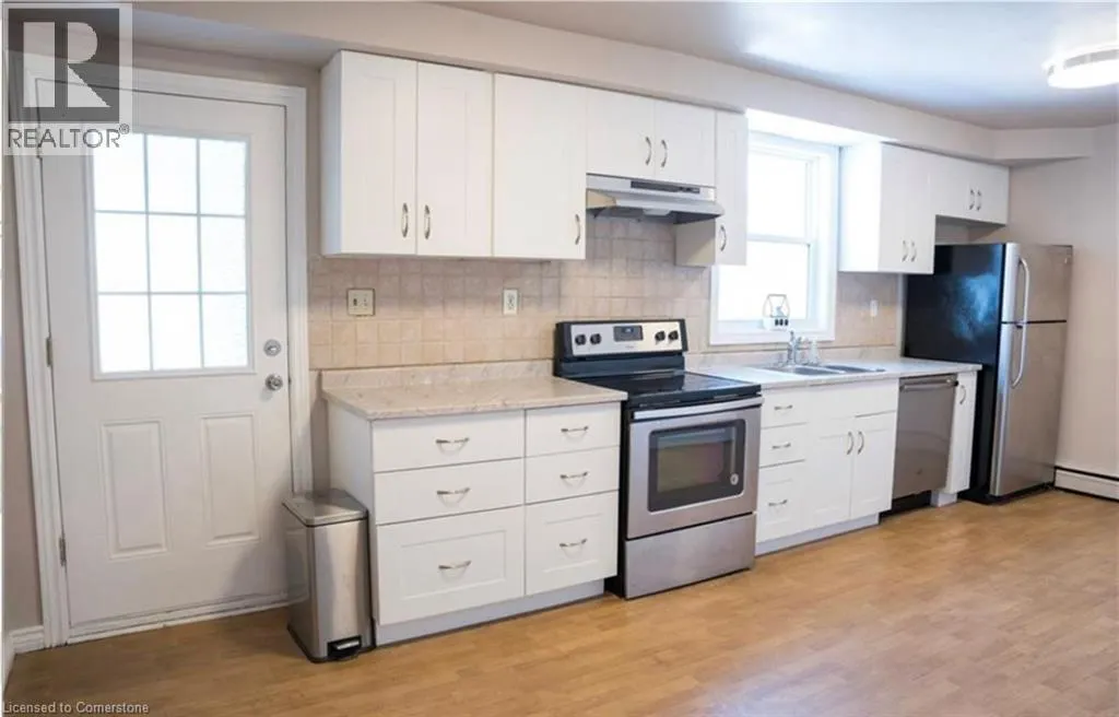 250 HIGHLAND Road W