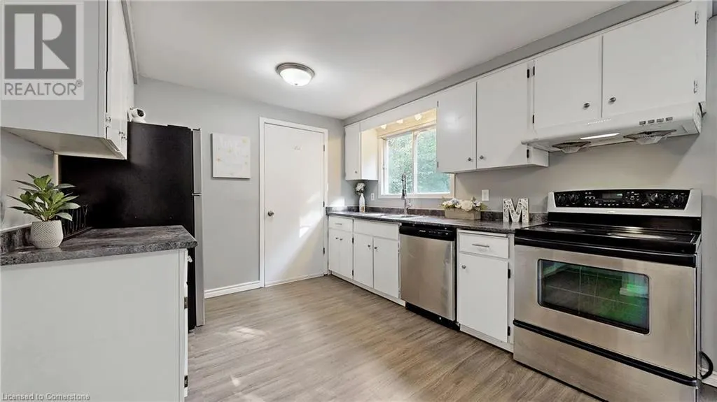 23 BRIARLEA Road