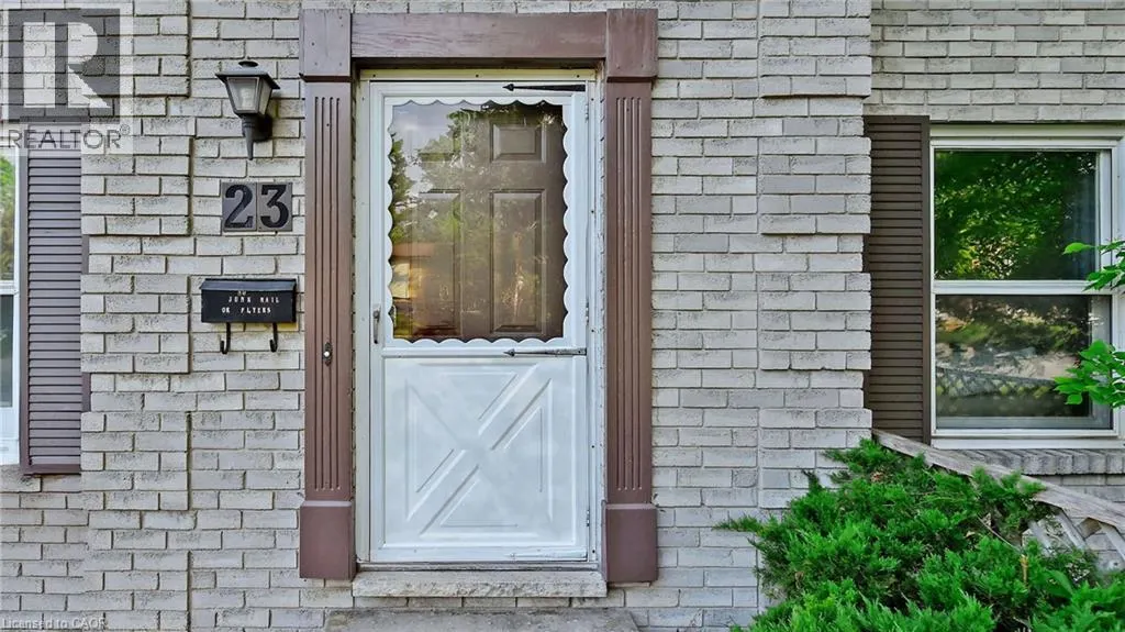 23 BRIARLEA Road
