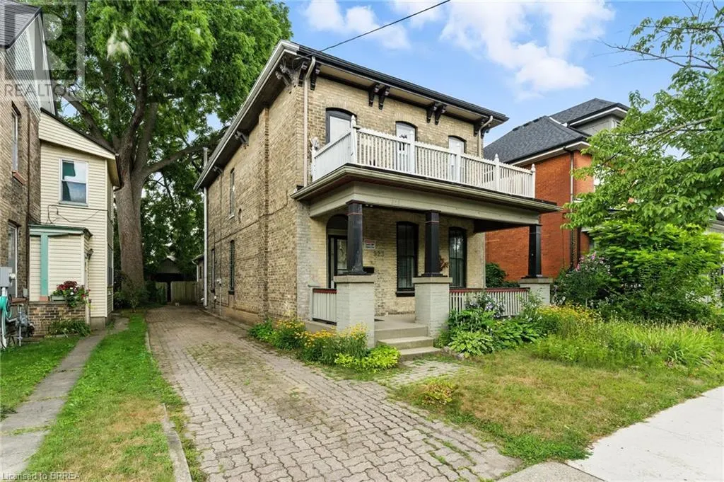 323 DALHOUSIE Street