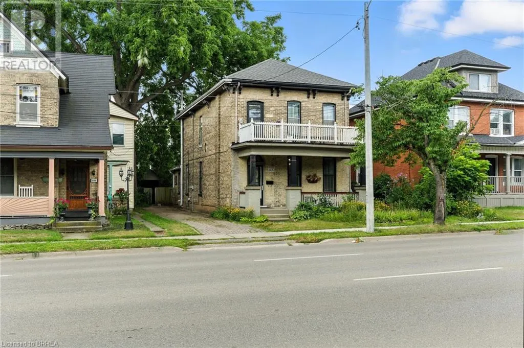323 DALHOUSIE Street