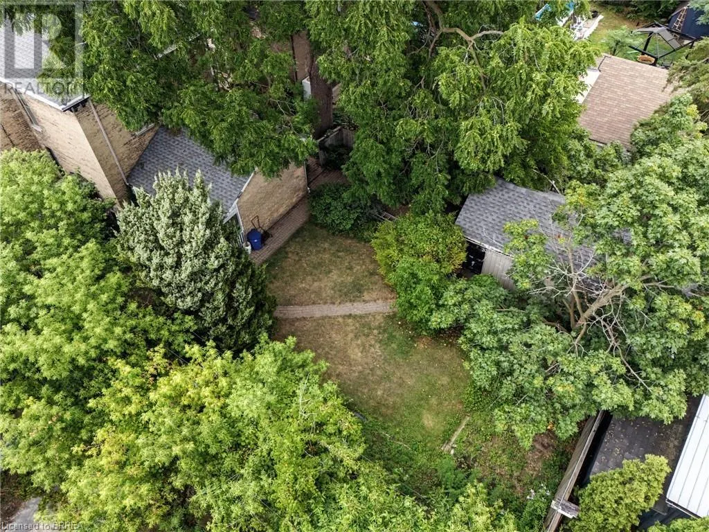 323 DALHOUSIE Street