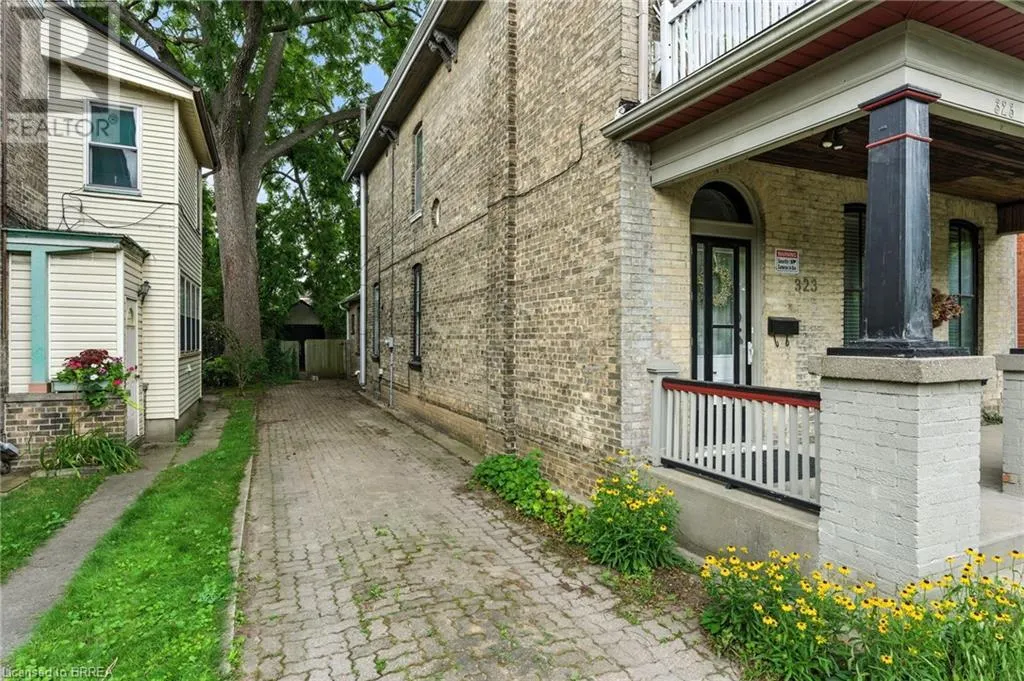 323 DALHOUSIE Street