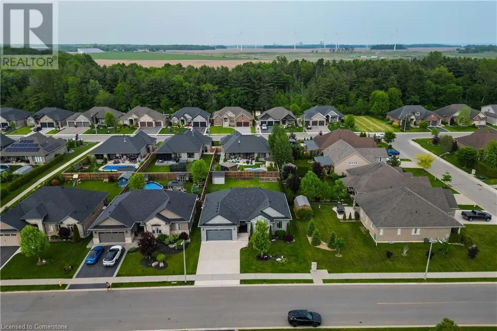 6 BLUENOSE Drive