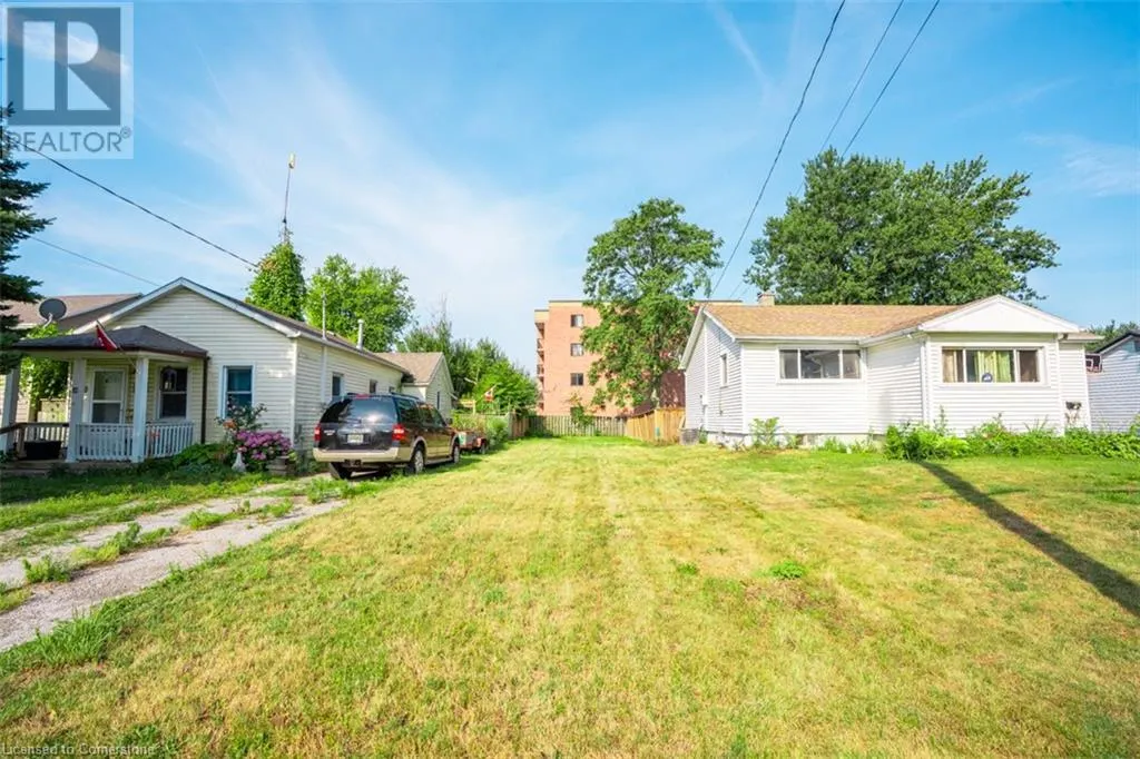 34 PRINCE Street S