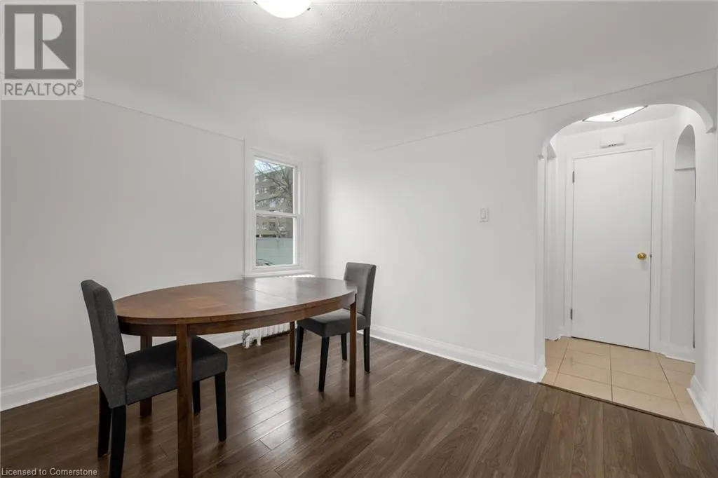 160 WELLAND Avenue Unit# UPPER, #UPPER