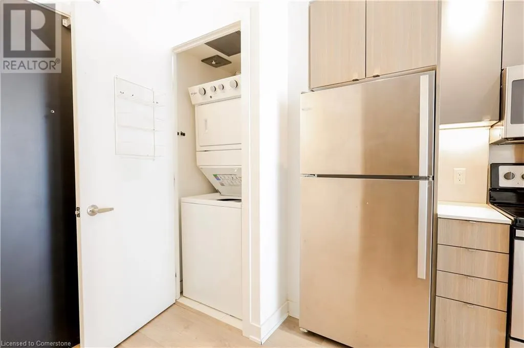 5240 DUNDAS Street Unit# B215, #B215
