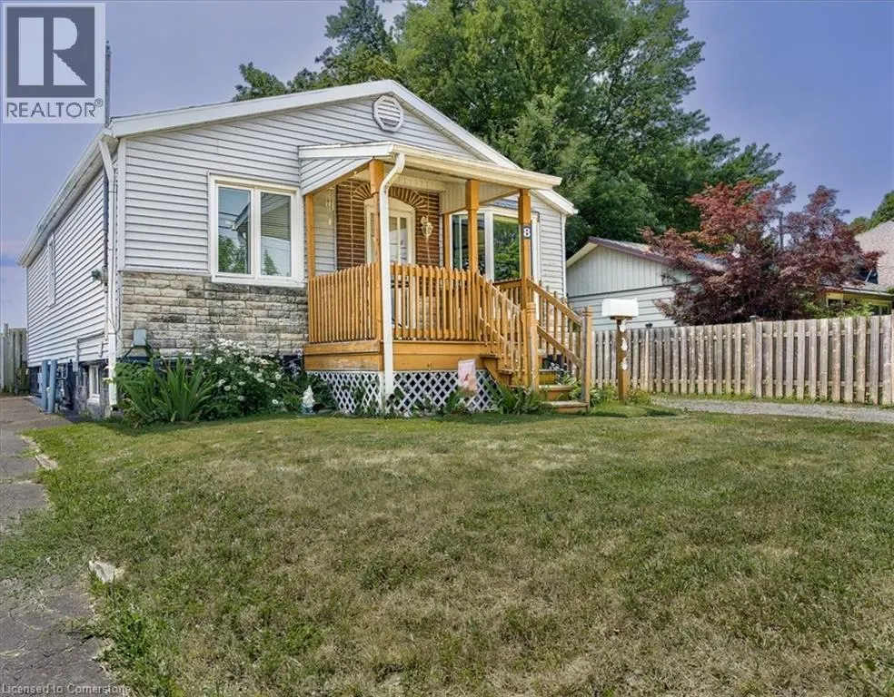 8 FRANCES Avenue