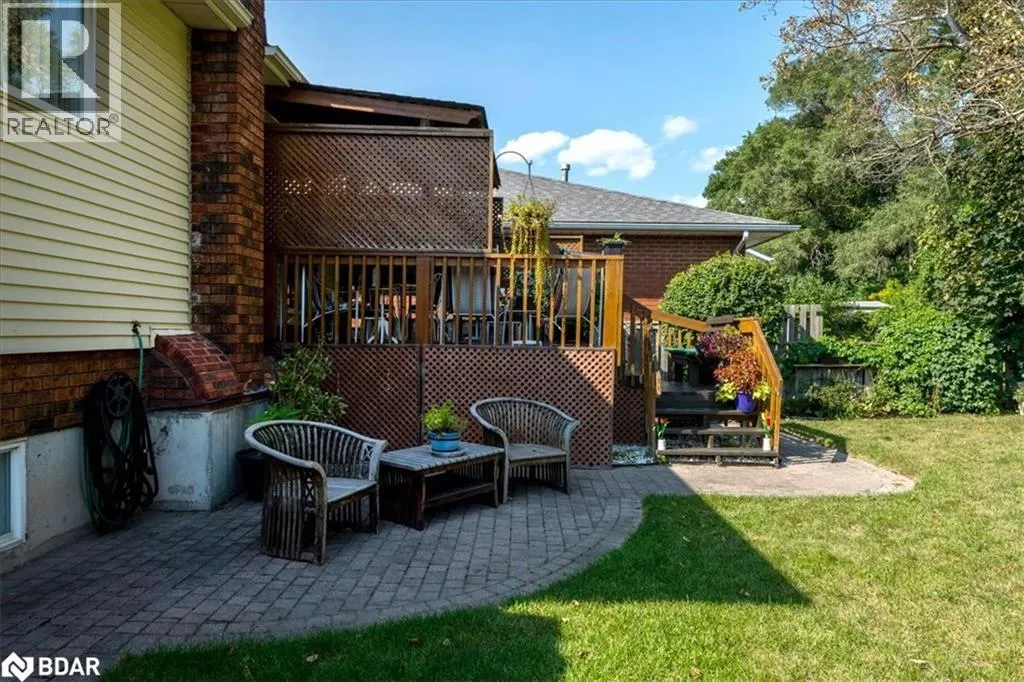 114 CHIEFTAIN Crescent