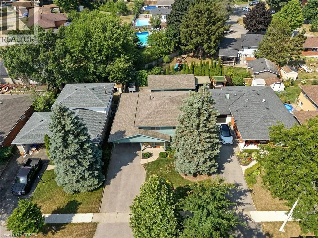 7 PALM Crescent