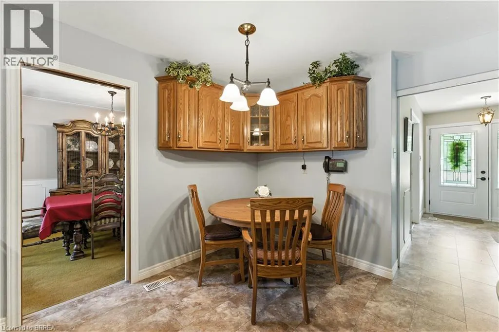 7 PALM Crescent