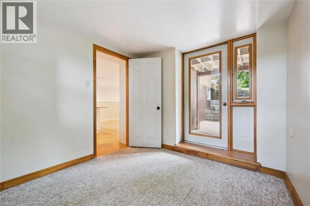 688 ROCKWAY Drive