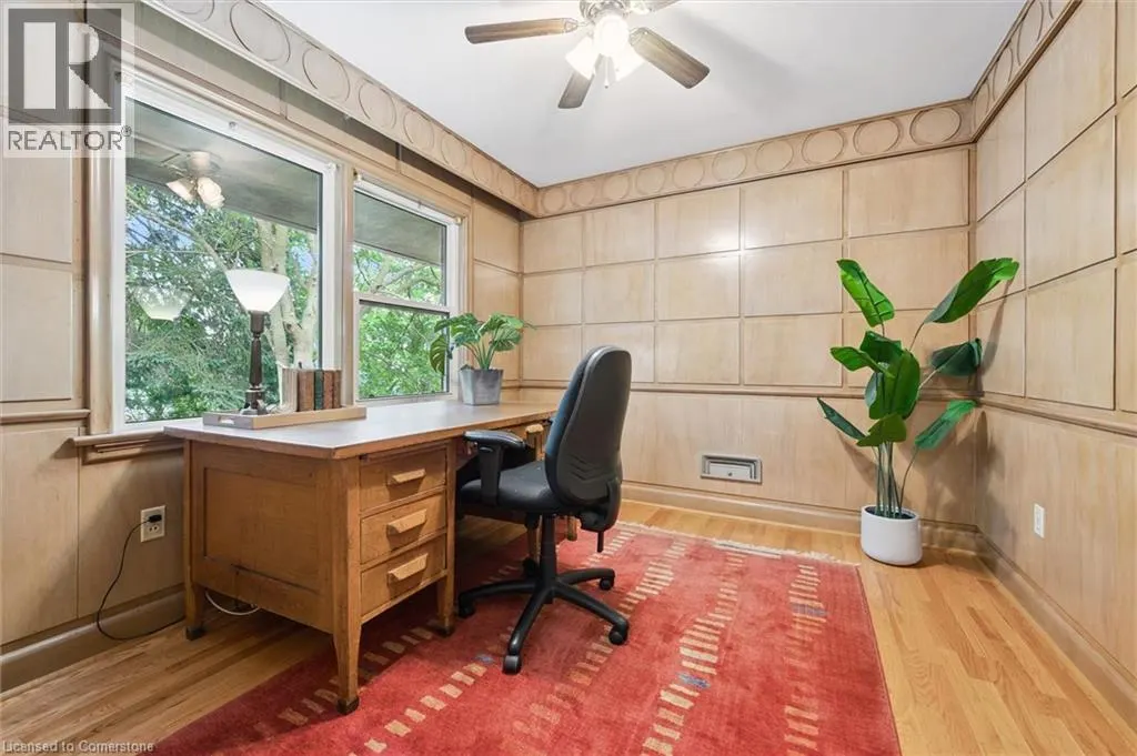 688 ROCKWAY Drive