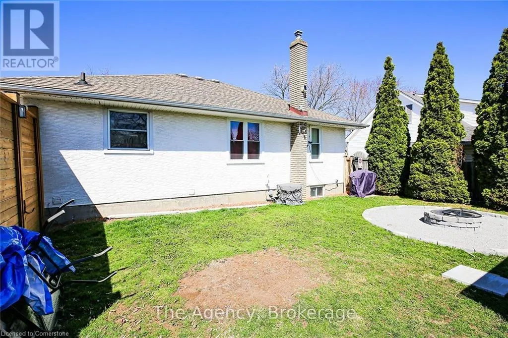 14 HEYWOOD Avenue