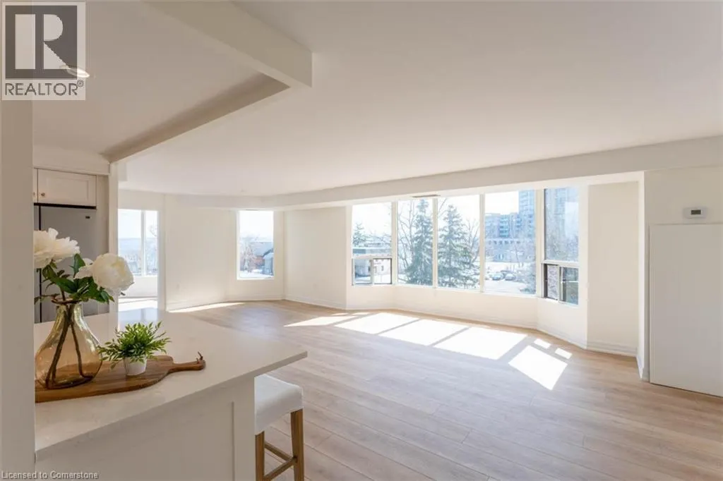 2121 LAKESHORE Road Unit# 503, #503