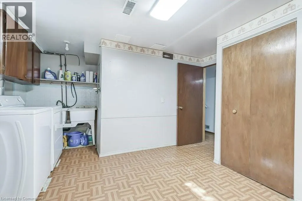 11 ROGERS Road
