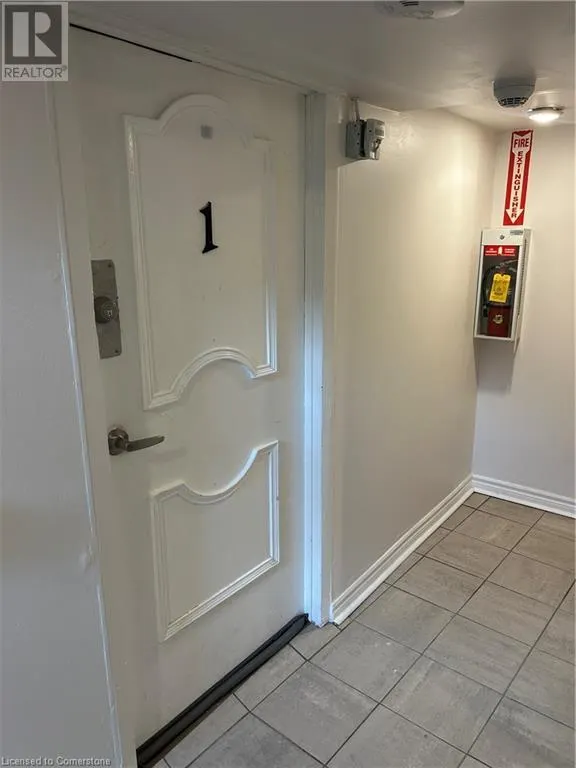 122 HELLEMS Avenue Unit# 1, #1