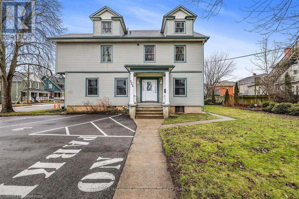 122 HELLEMS Avenue Unit# 1, #1