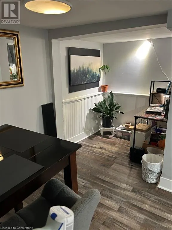 122 HELLEMS Avenue Unit# 1, #1