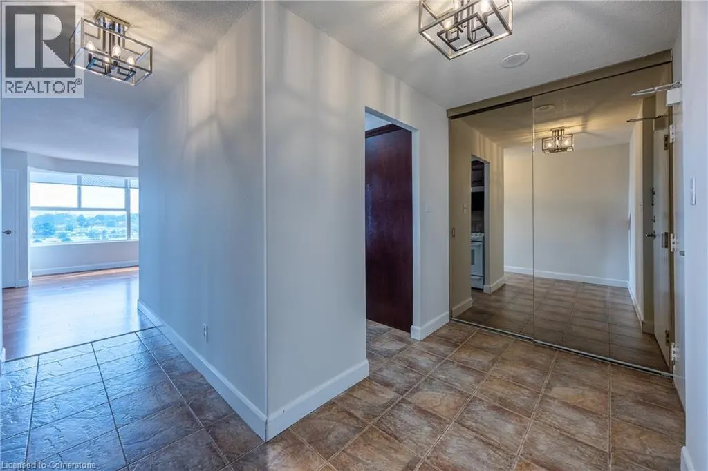 7 GALE Crescent Unit# 504, #504