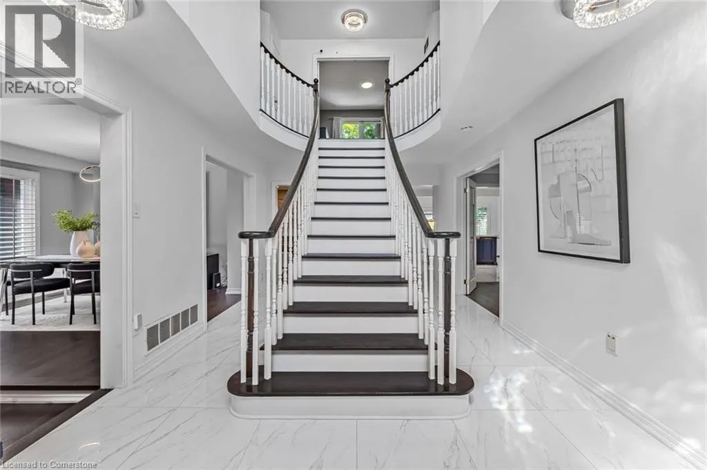 2816 ROSEWOOD Lane