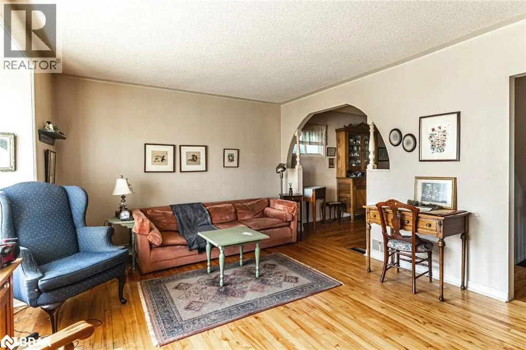 306 CAWTHRA Boulevard