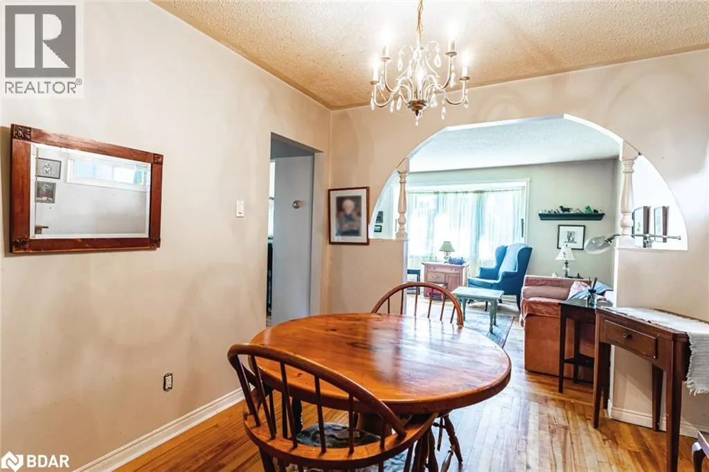 306 CAWTHRA Boulevard