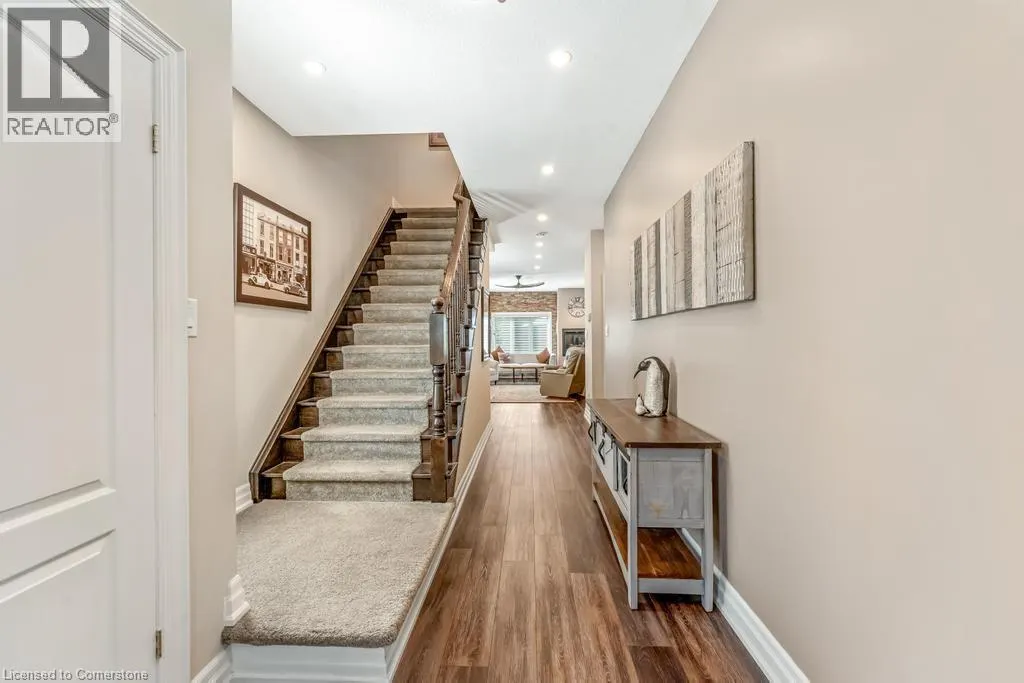 21 FOREST VALLEY Crescent