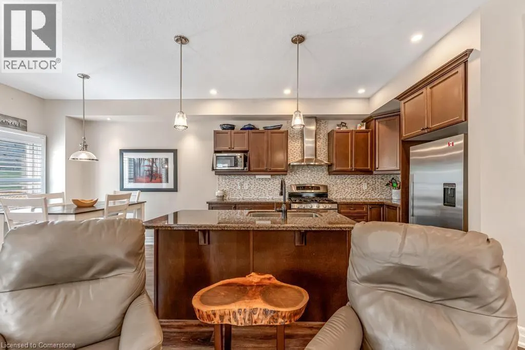 21 FOREST VALLEY Crescent