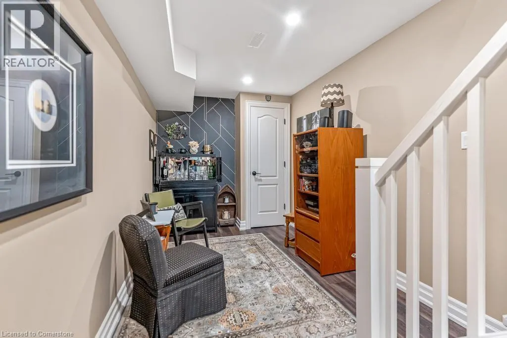 21 FOREST VALLEY Crescent