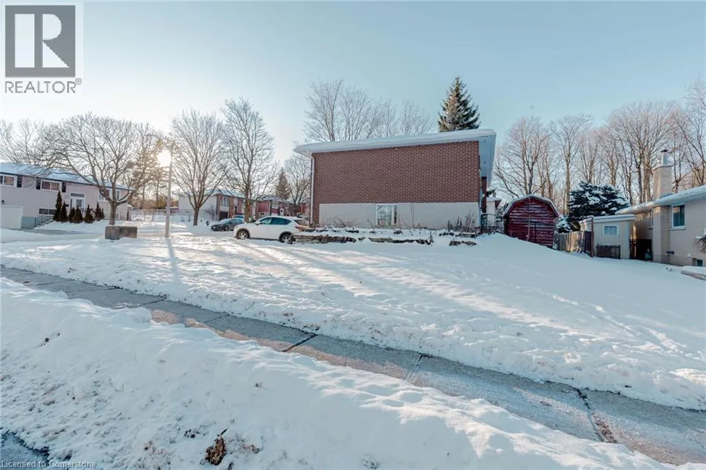 512 GLENDENE Crescent