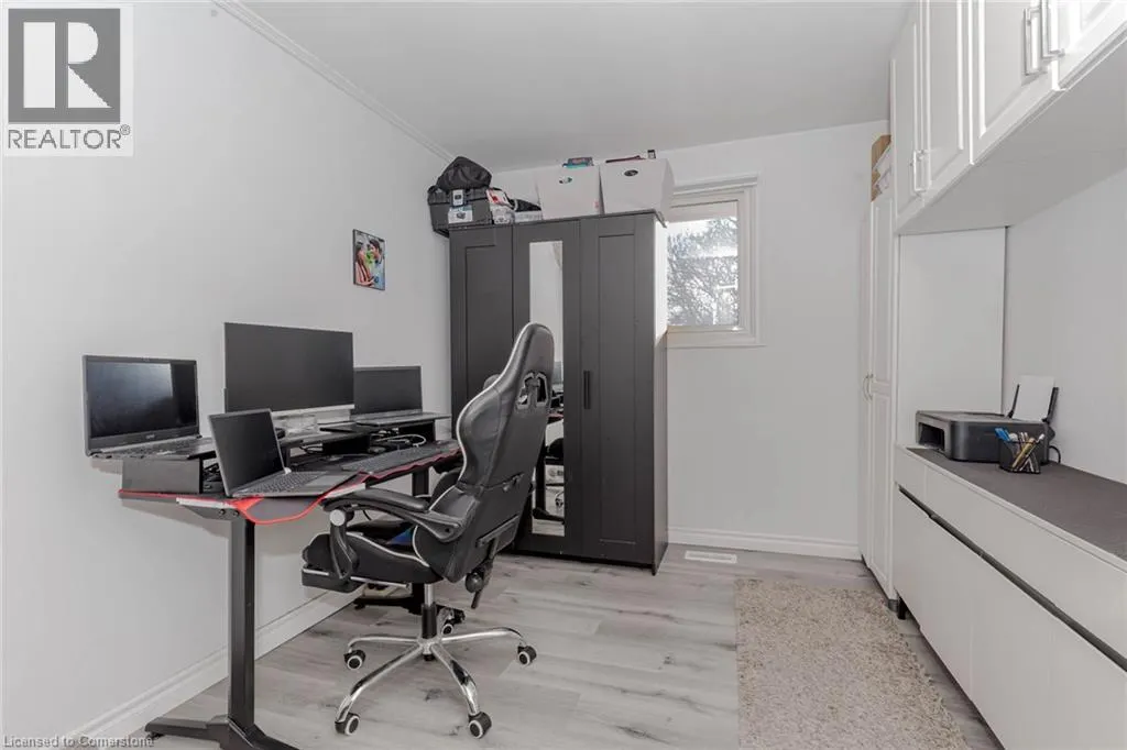 512 GLENDENE Crescent