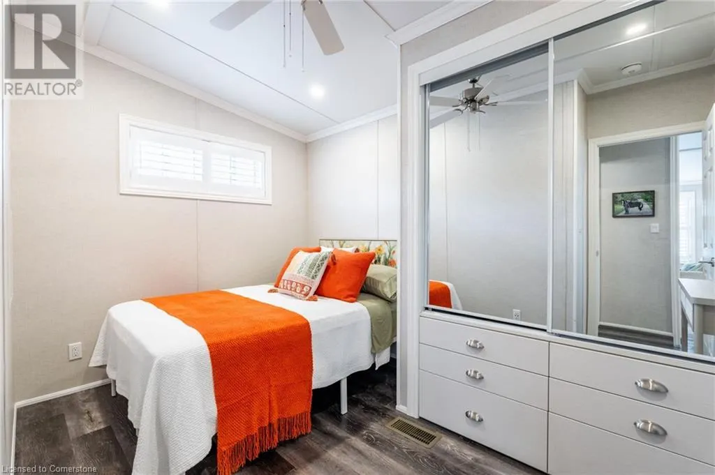 4449 MILBUROUGH Line Unit# 8 Poplar, #8 Poplar