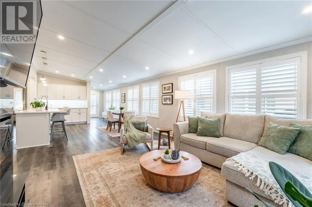 4449 MILBUROUGH Line Unit# 8 Poplar, #8 Poplar