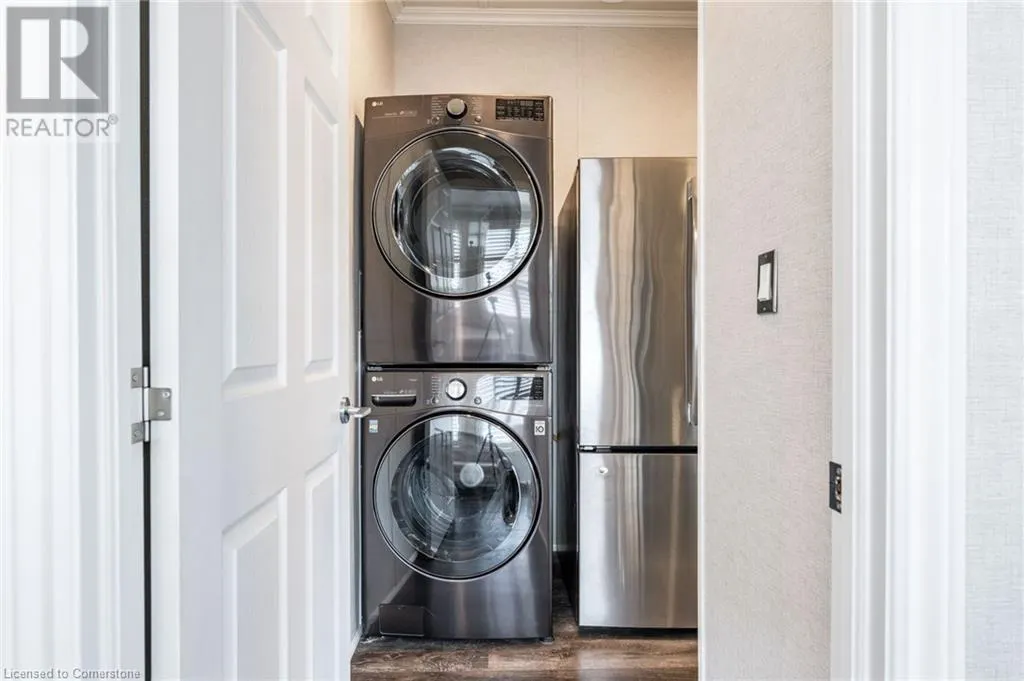 4449 MILBUROUGH Line Unit# 8 Poplar, #8 Poplar