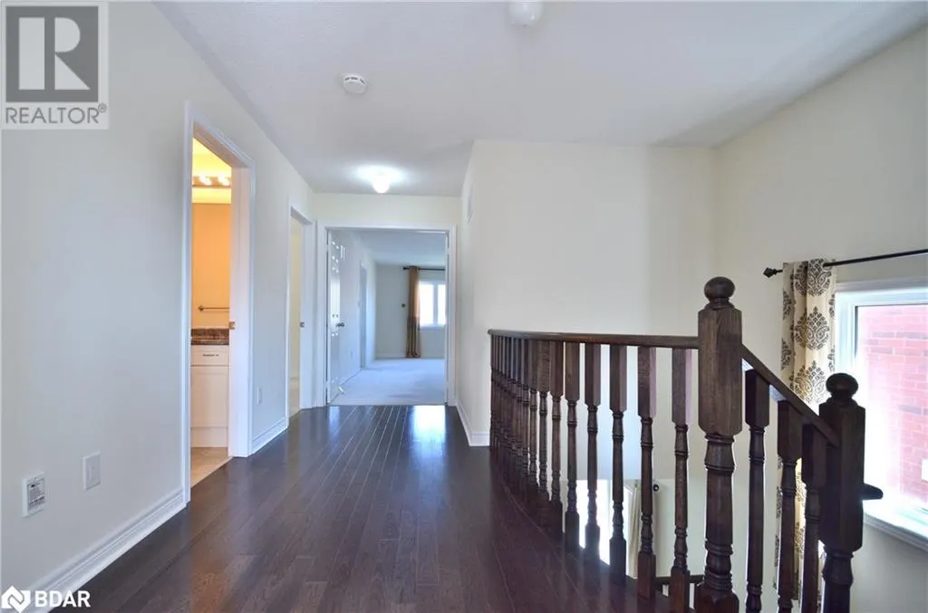 15 FORSYTH Crescent