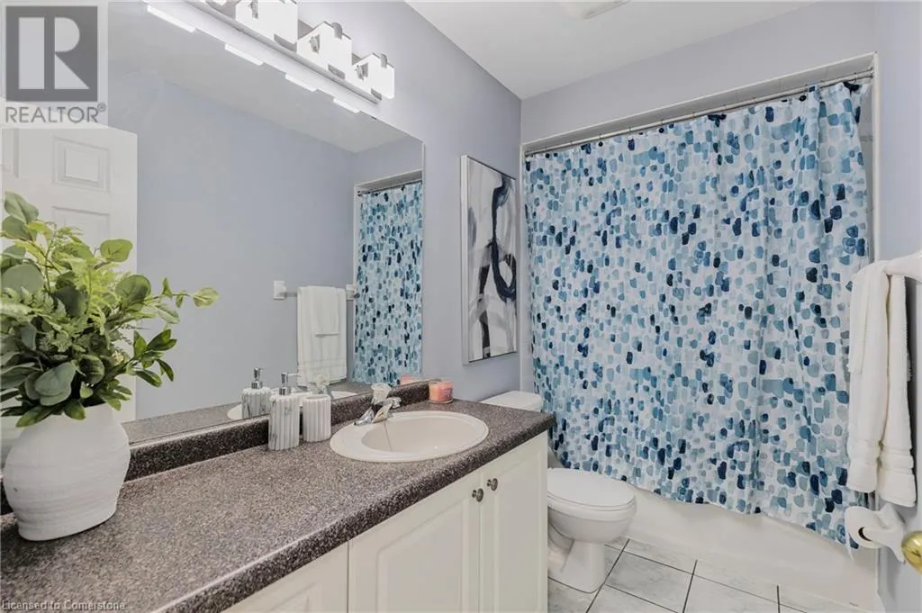 130 ROBERT Street Unit# 32, #32