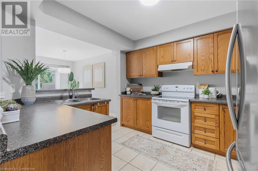 130 ROBERT Street Unit# 32, #32