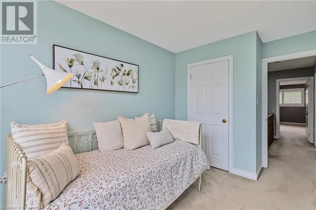 130 ROBERT Street Unit# 32, #32