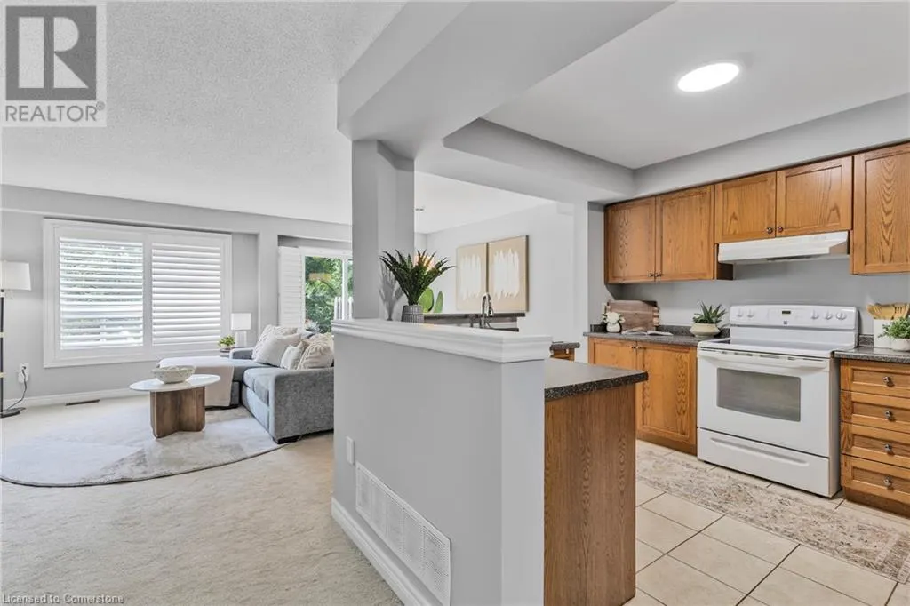 130 ROBERT Street Unit# 32, #32