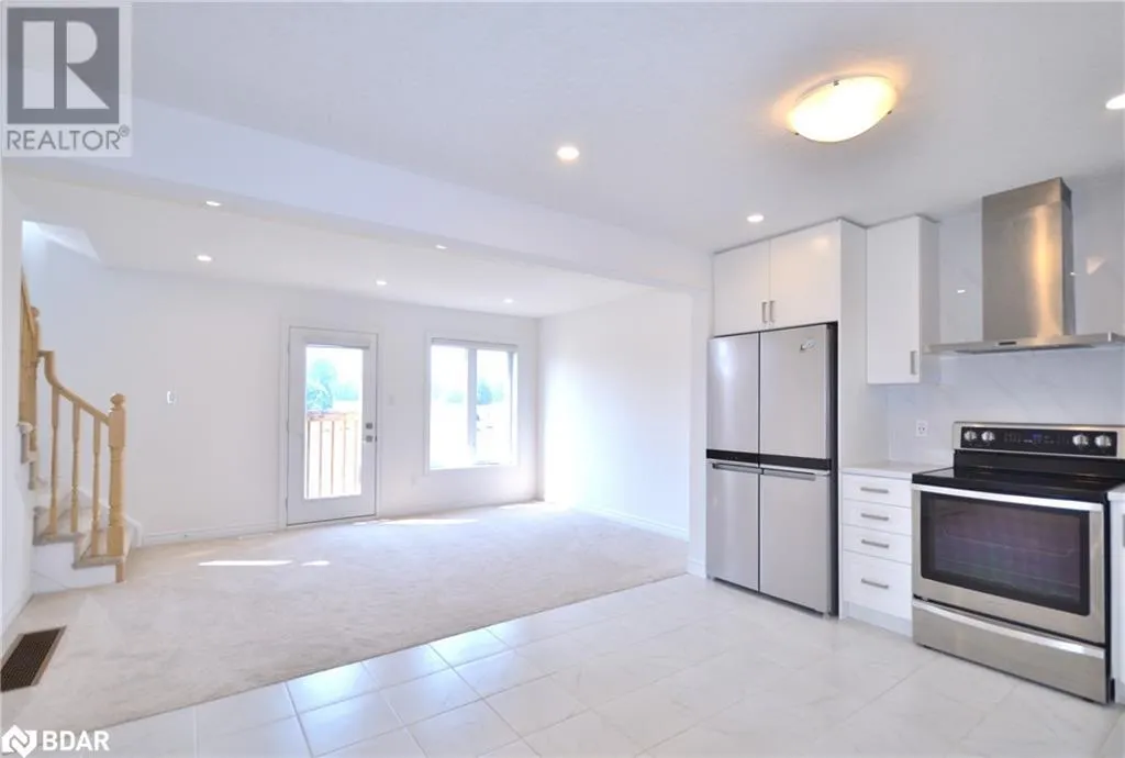 49 ARCHER Avenue