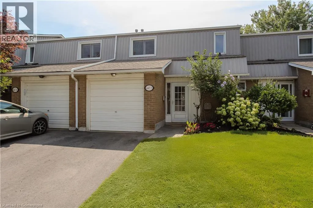 447 WOODVIEW Road Unit# 3, #3