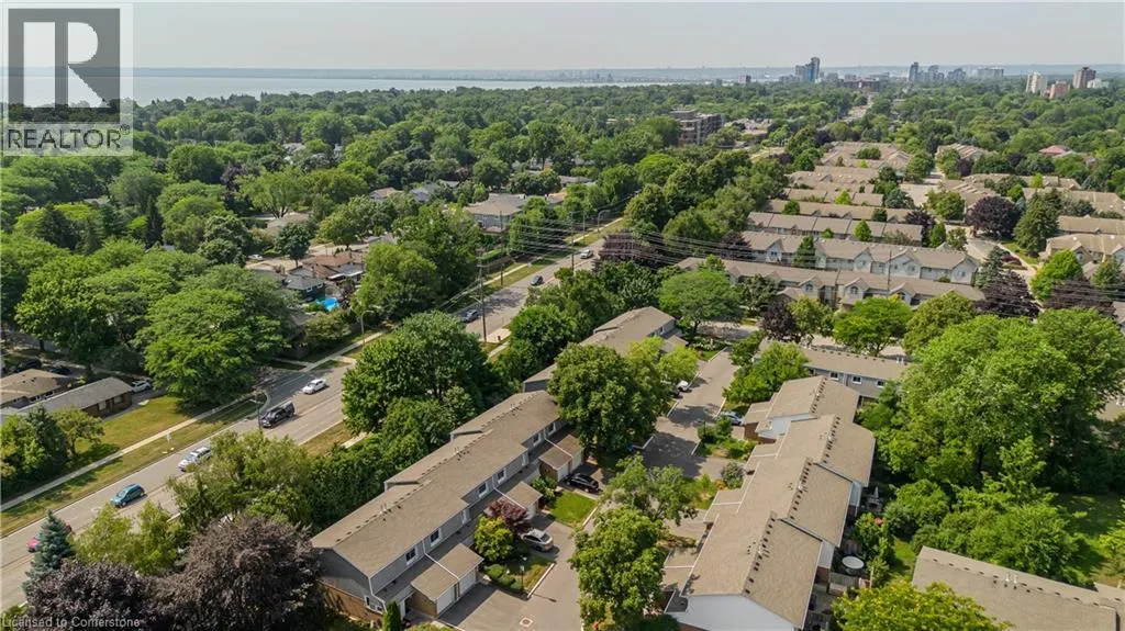 447 WOODVIEW Road Unit# 3, #3