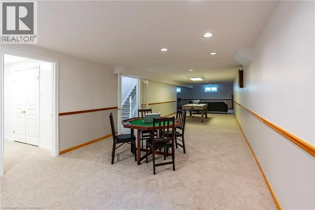 632 BAYHAMPTON Crescent