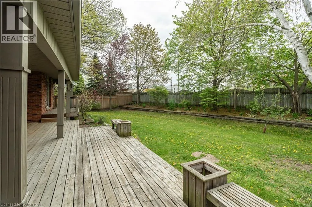 632 BAYHAMPTON Crescent