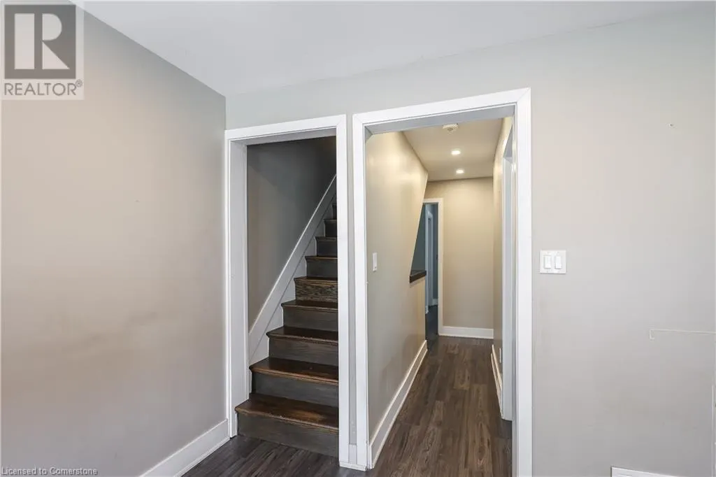 29 ASHLEY Street