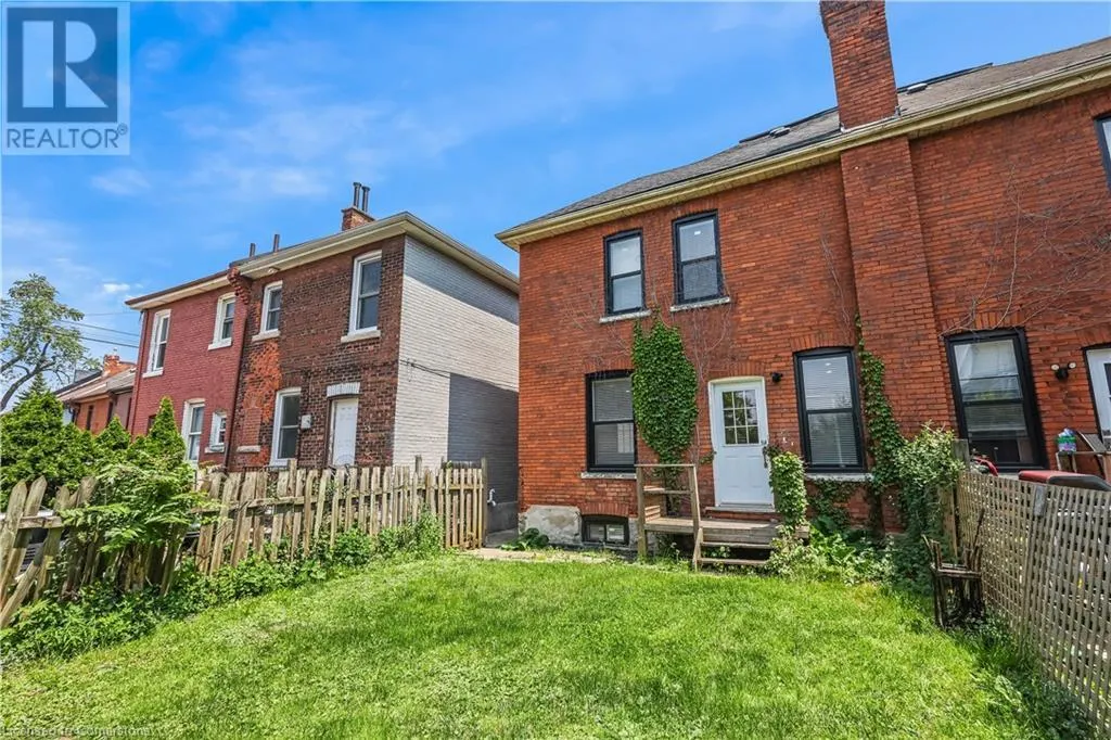 29 ASHLEY Street