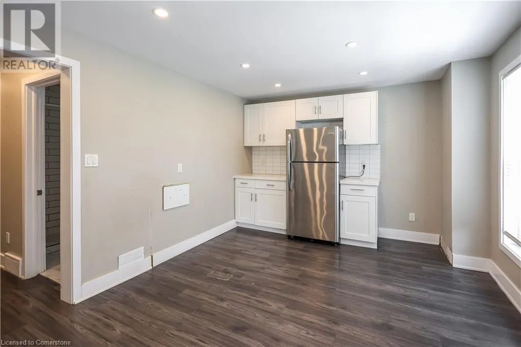 29 ASHLEY Street
